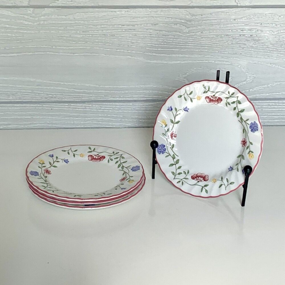 Johnson Brothers Summer Chintz 6-1/4” Bread Plates Set Of 4